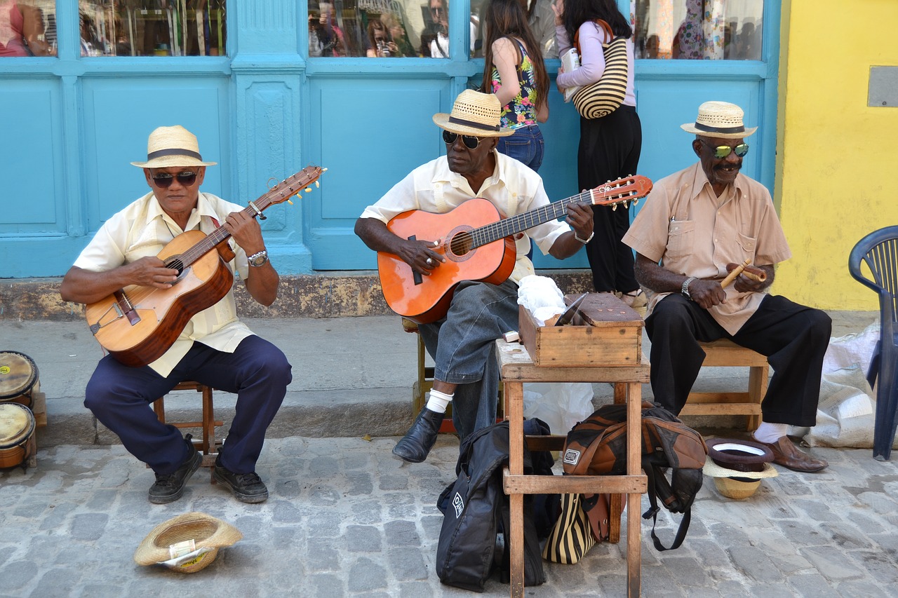 musicians in cuba