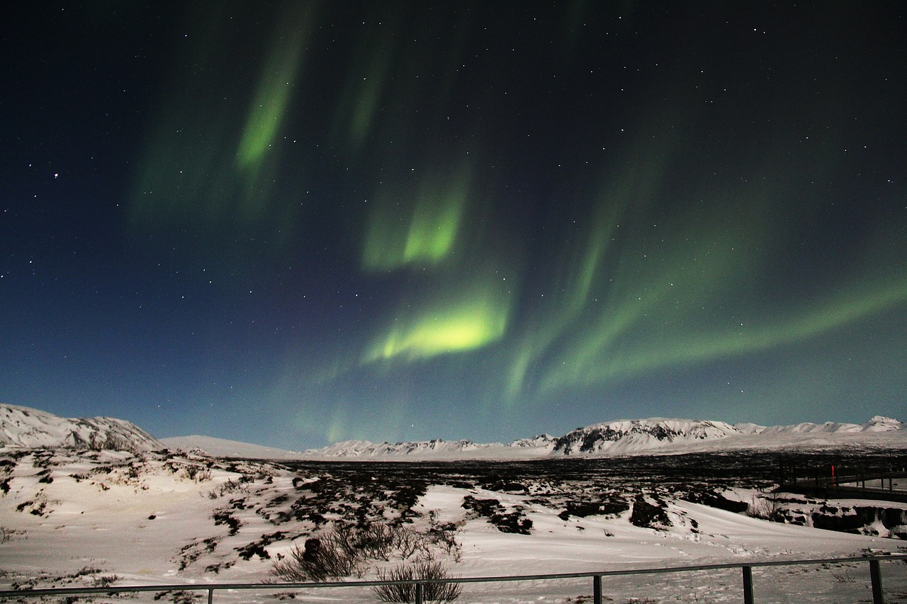 northern lights iceland aurora borealis